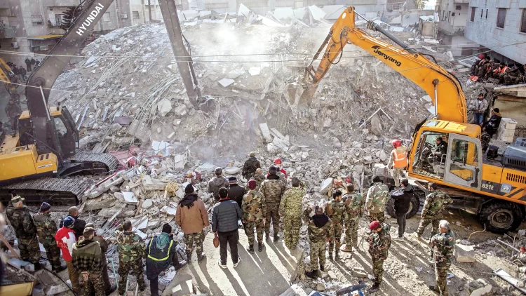 عمليات الإنقاذ تسابق الزمن مع اقتراب عدد القتلى من 10000 في تركيا و سوريا