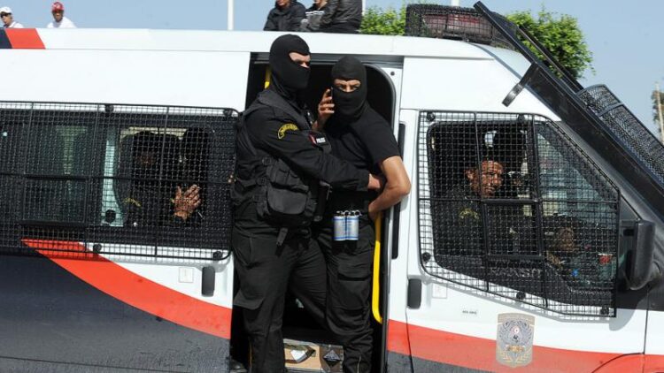 تثير الاعتقالات في تونس مخاوف المعارضة من اتساع نطاق حملة القمع