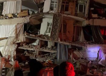 7.8 magnitude earthquake hits Turkey and Syria