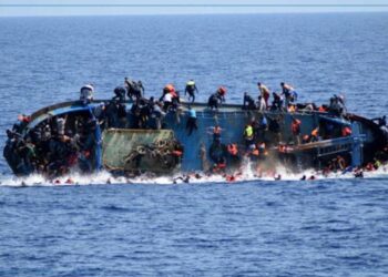 مقتل 19 مهاجرا أفريقيا بعد غرق قارب قبالة ساحل تونس