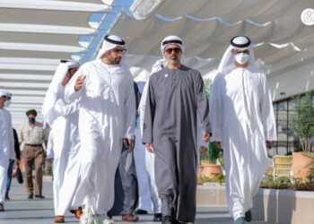 رئيس الإمارات يعين نجله الأكبر ولياً للعهد