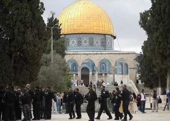 Dozens of settlers storm Al-Aqsa Mosque under the protection of the occupation forces