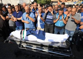 "مراسلون بلا حدود" تقدم شكوى إلى "الجنائية الدولية" تتهم فيها إسرائيل بارتكاب جرائم حرب ضد الصحفيين في غزة